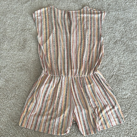 4/$20 BCBG GENERATION Striped Multicolor Romper V Neck Ruffle Detail Womens sm - Picture 4 of 4